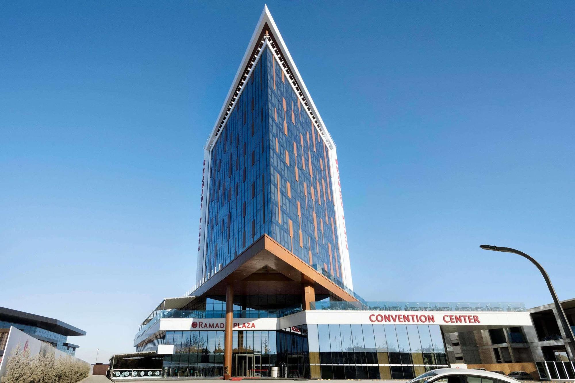 Готель Ramada Plaza By Wyndham Конья Екстер'єр фото